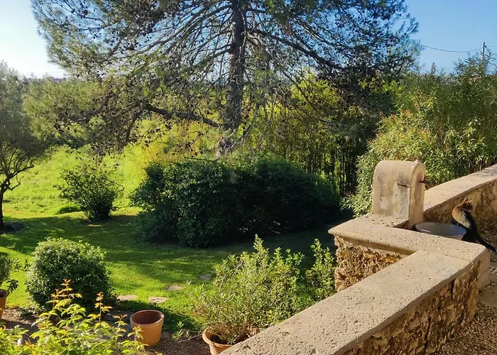 L'etoffe, Charmante Au Mas Des Roses 3* Boisset-et-Gaujac